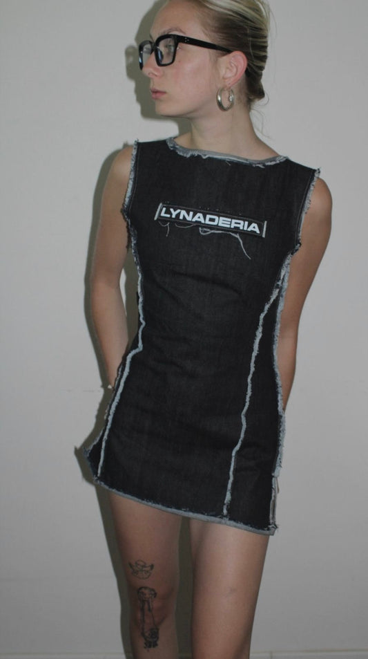 DENIM DRESS DISTRESSED