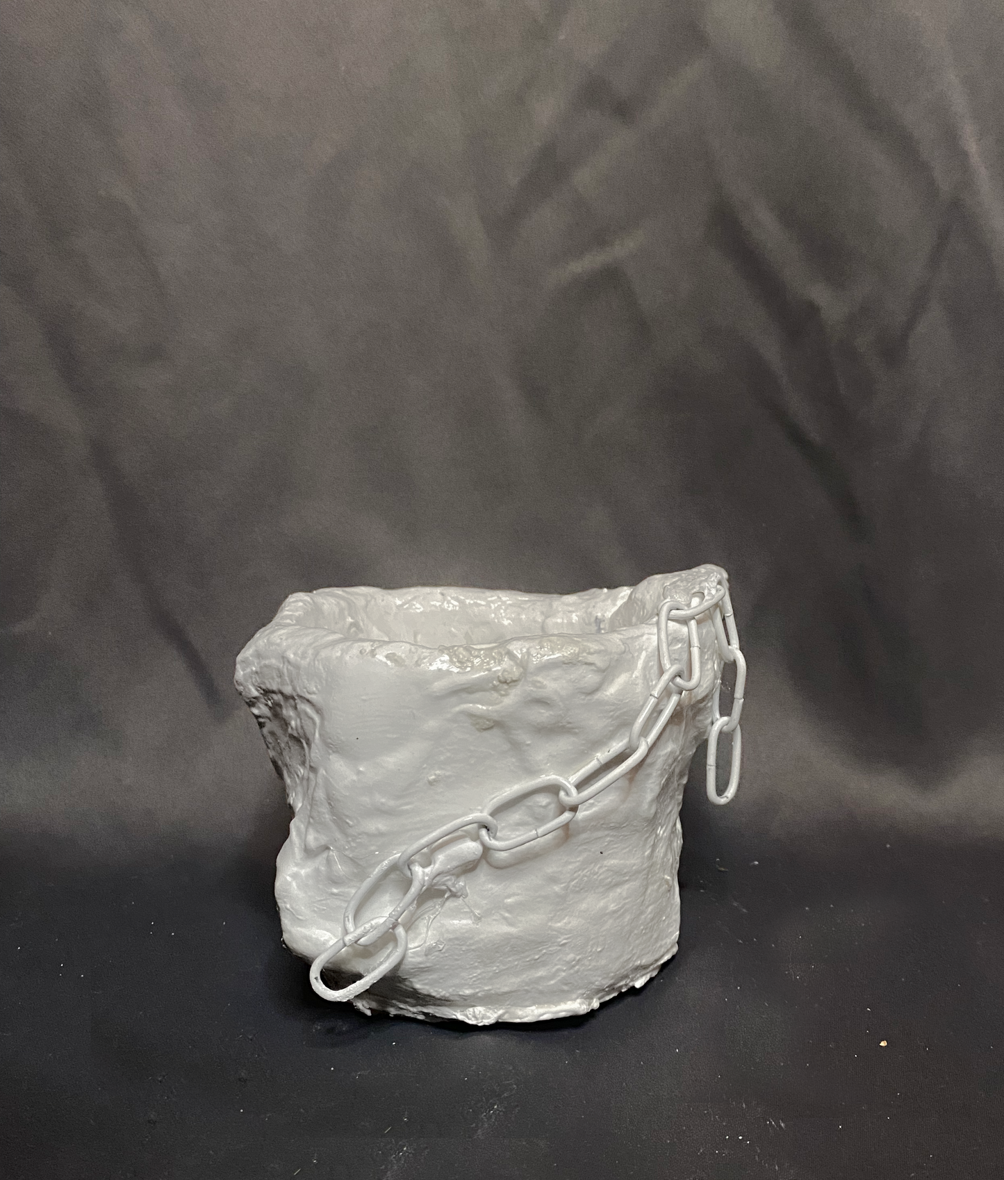 BABY CHAIN FLOWER POT WHITE