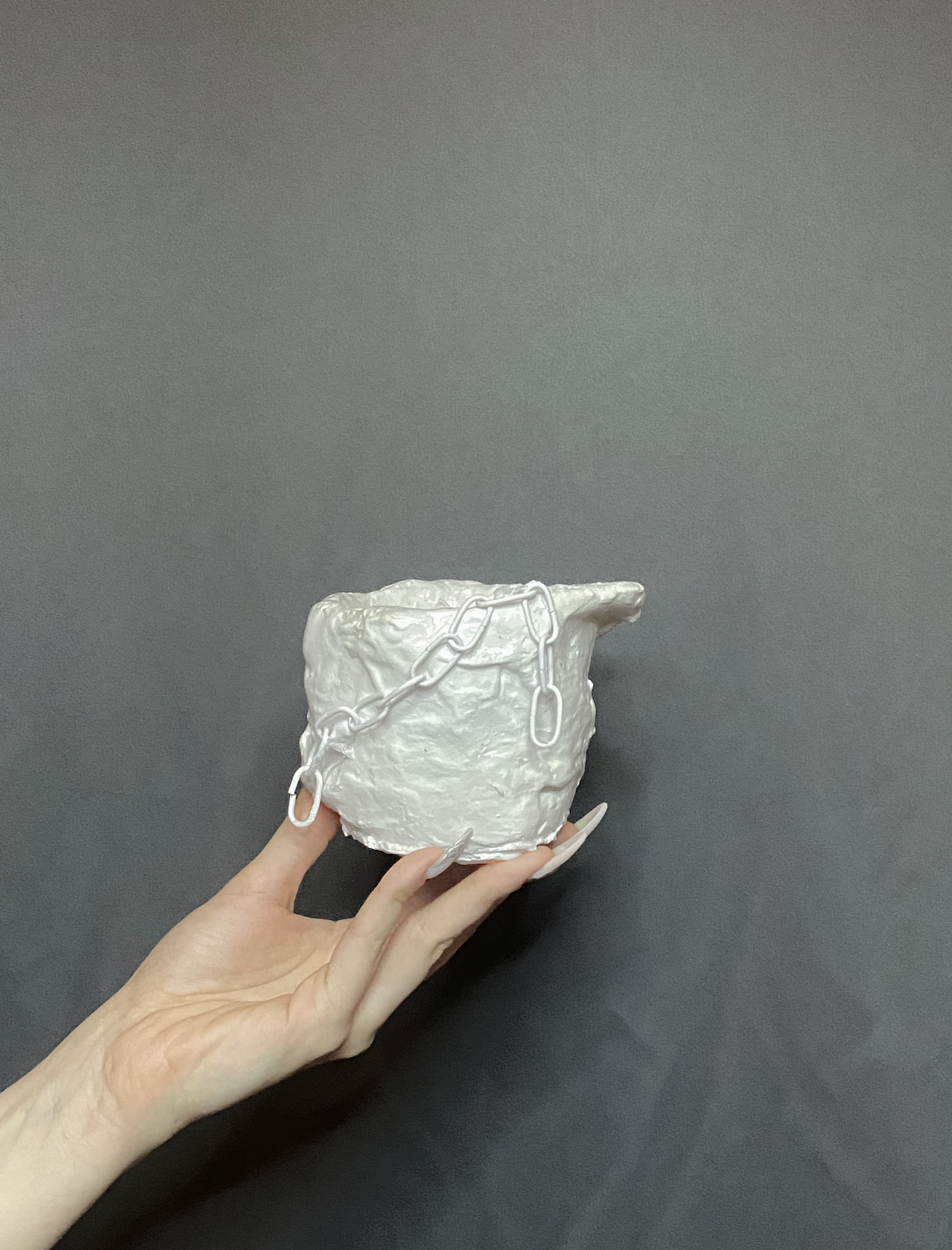 BABY CHAIN FLOWER POT WHITE